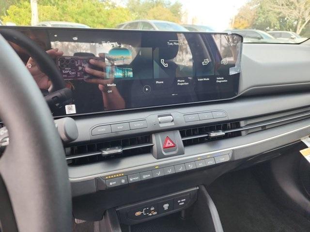 new 2025 Kia K4 car, priced at $23,975