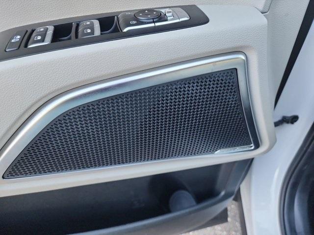 used 2024 Kia Telluride car, priced at $43,412