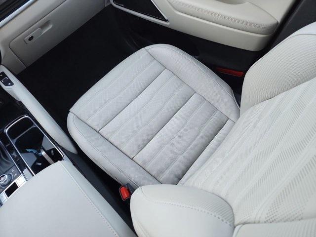 used 2024 Kia Telluride car, priced at $43,412