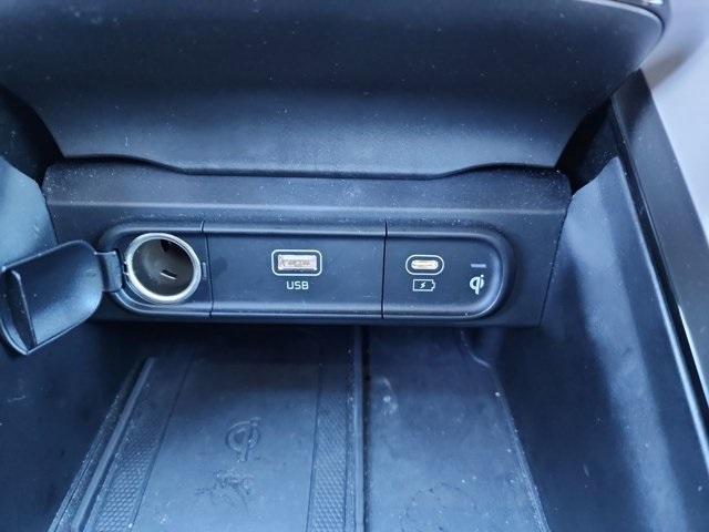 used 2024 Kia Telluride car, priced at $43,412