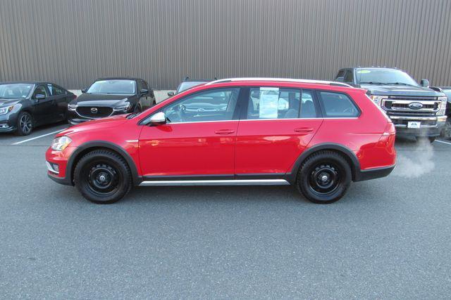 used 2017 Volkswagen Golf Alltrack car, priced at $14,000