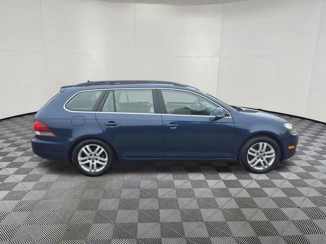 used 2013 Volkswagen Jetta SportWagen car, priced at $15,000