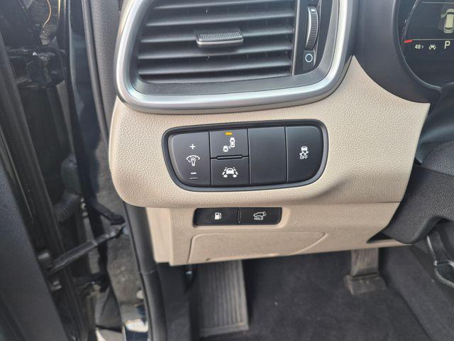 used 2019 Kia Sorento car, priced at $17,500
