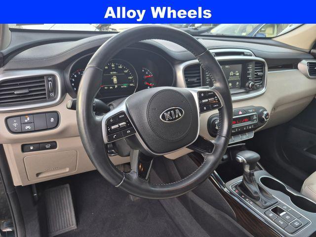 used 2019 Kia Sorento car, priced at $17,500