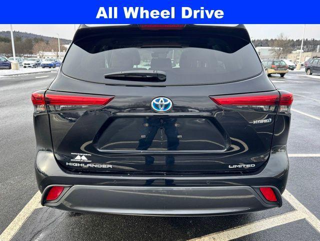 used 2021 Toyota Highlander Hybrid car, priced at $36,000