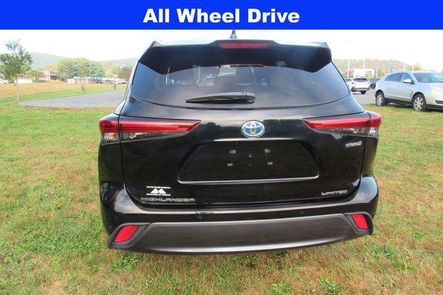 used 2021 Toyota Highlander Hybrid car, priced at $39,500