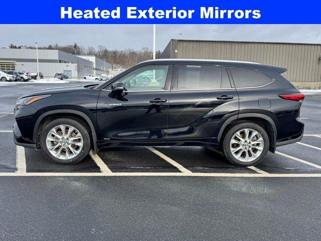 used 2021 Toyota Highlander Hybrid car, priced at $36,000