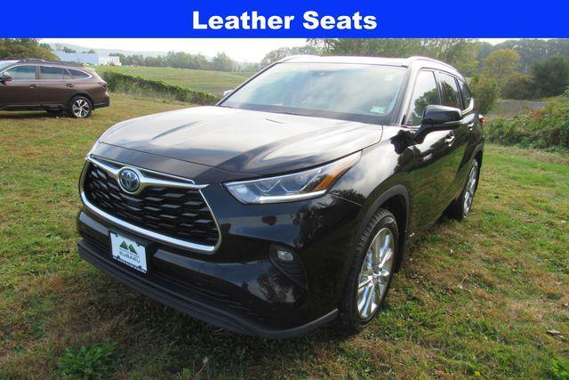 used 2021 Toyota Highlander Hybrid car, priced at $39,500