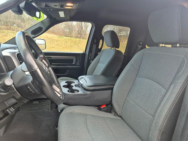 used 2022 Ram 1500 Classic car, priced at $33,000