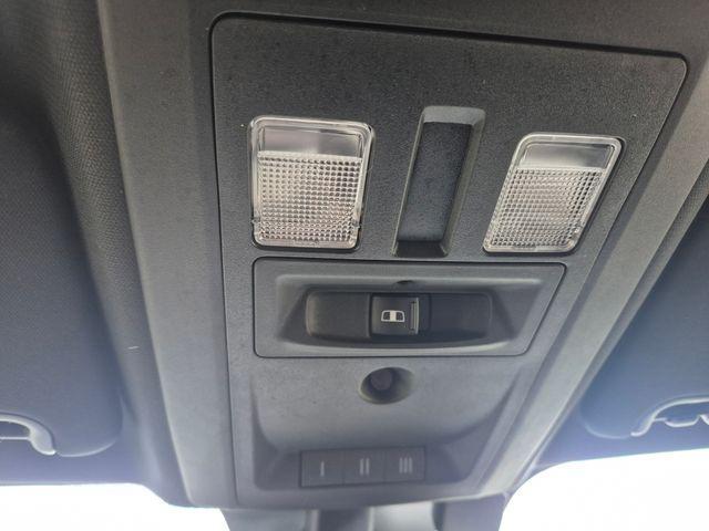 used 2022 Ram 1500 Classic car, priced at $33,000