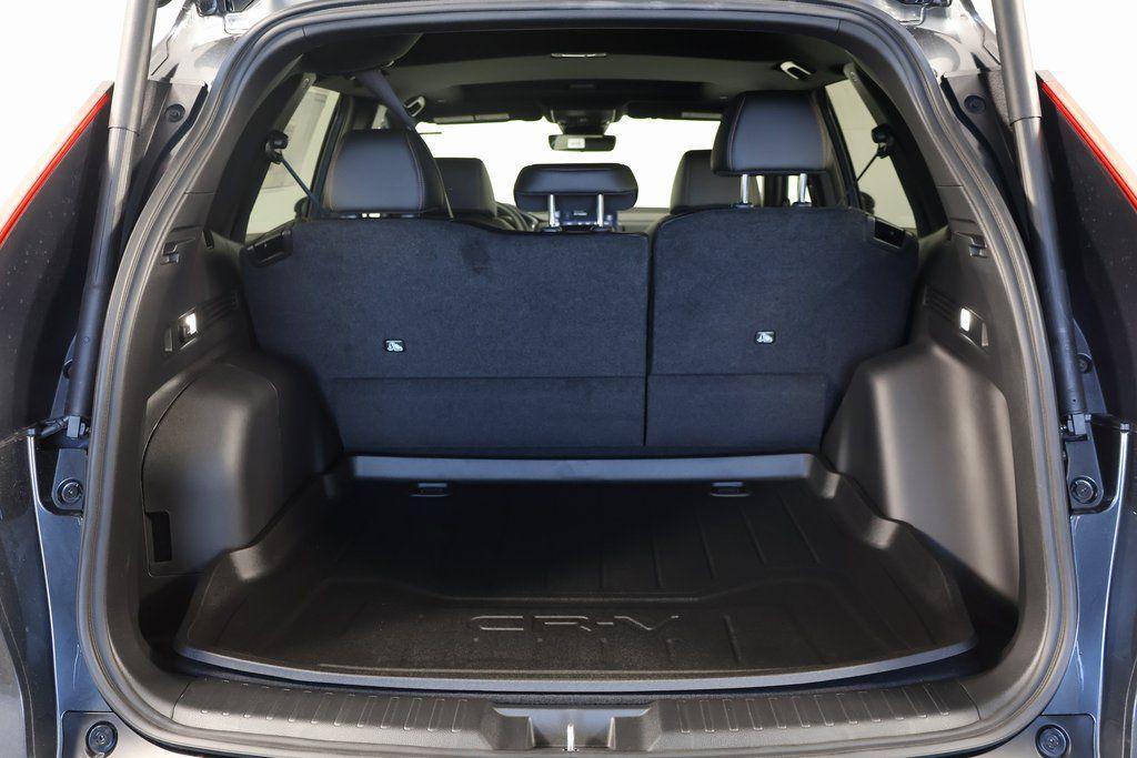 new 2026 Honda CR-V Hybrid car, priced at $41,675