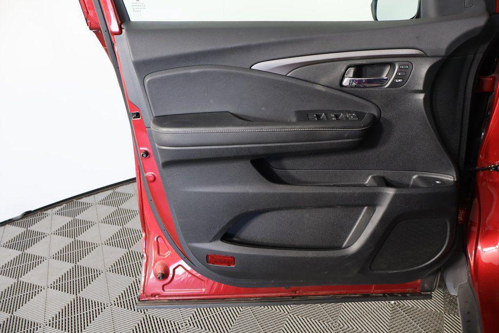 used 2021 Honda Ridgeline car, priced at $29,995