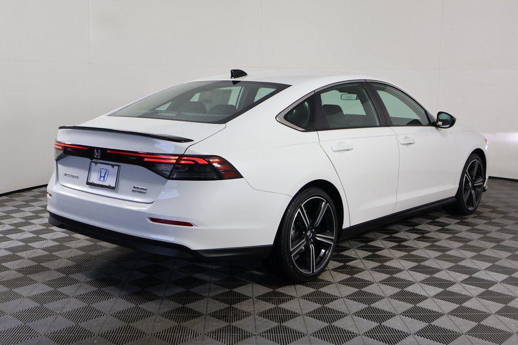 new 2025 Honda Accord Hybrid car, priced at $35,305
