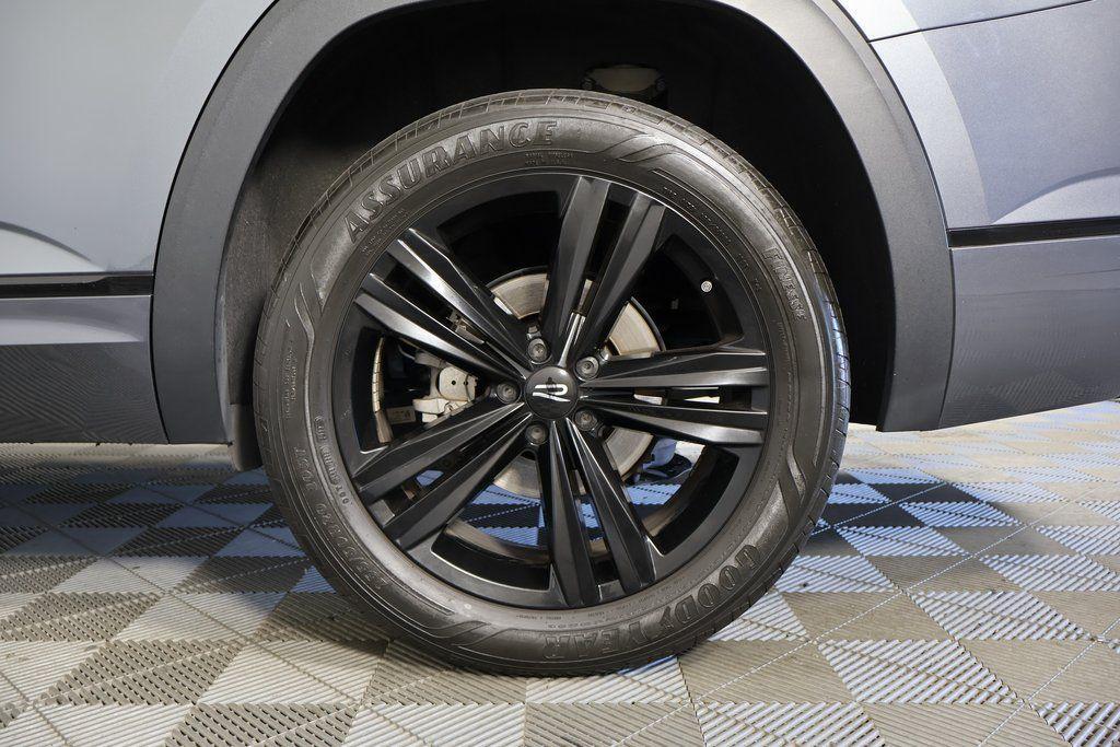 used 2022 Volkswagen Atlas car, priced at $30,400