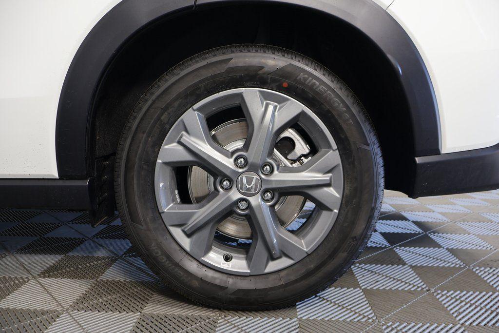 new 2026 Honda HR-V car, priced at $28,105