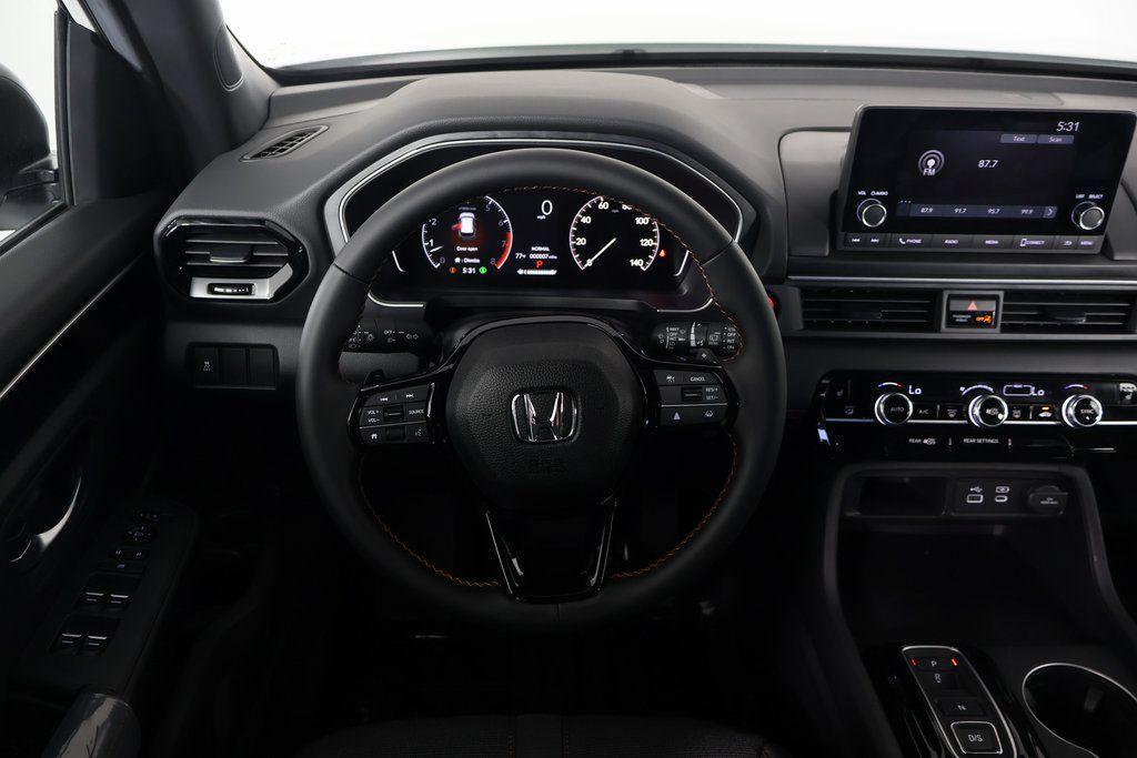 new 2025 Honda Pilot car, priced at $44,250