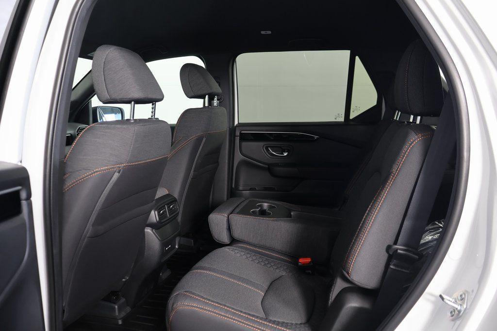 new 2025 Honda Pilot car, priced at $44,250