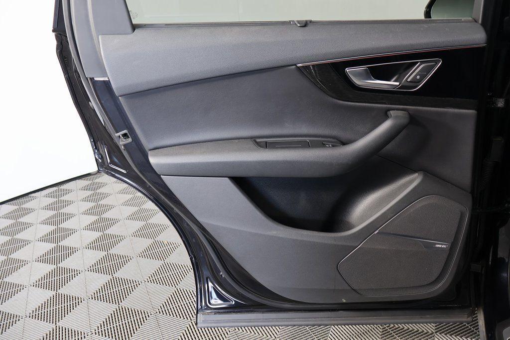 used 2017 Audi Q7 car, priced at $17,995