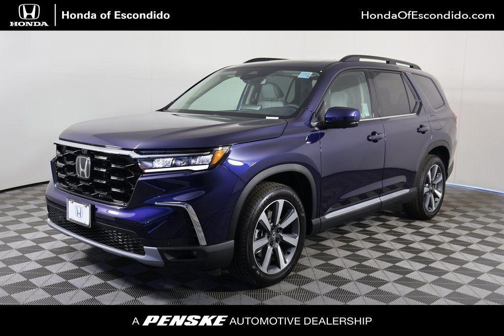 new 2025 Honda Pilot car, priced at $54,575