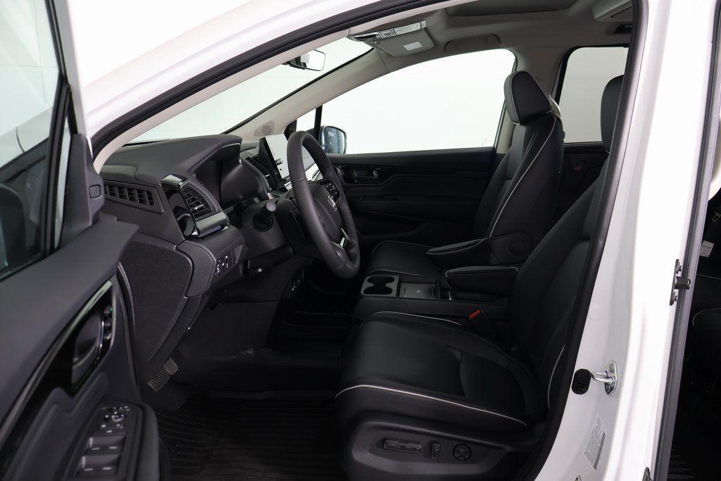 new 2026 Honda Odyssey car, priced at $49,445