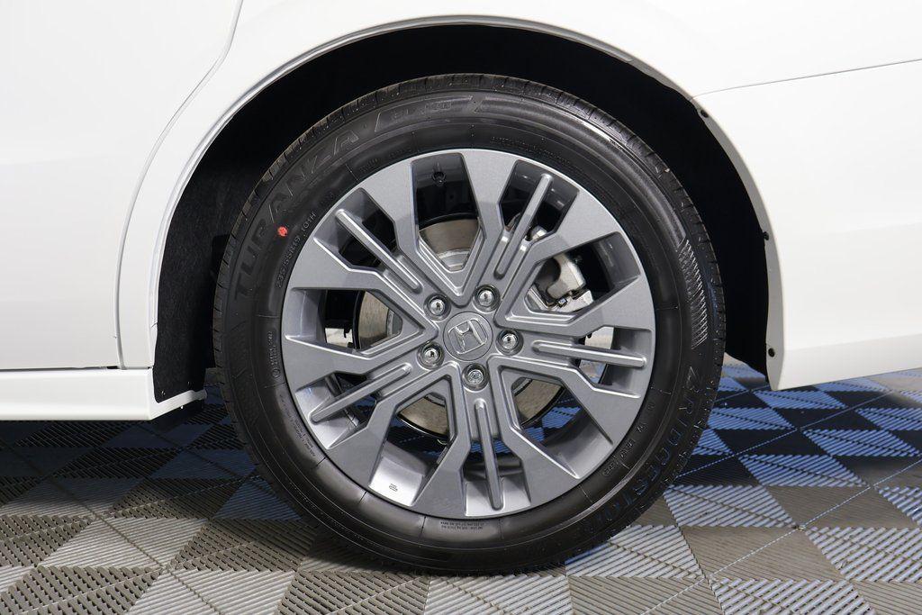 new 2026 Honda Odyssey car, priced at $49,445