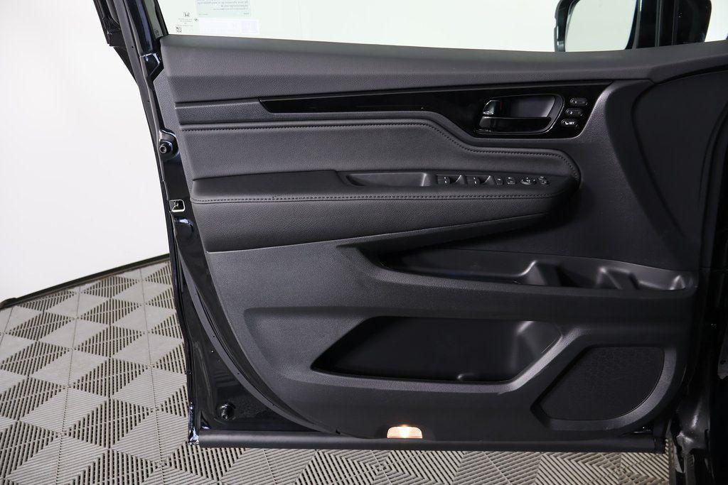 new 2026 Honda Odyssey car, priced at $53,190