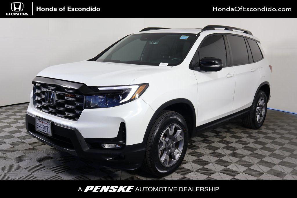 used 2023 Honda Passport car, priced at $32,400