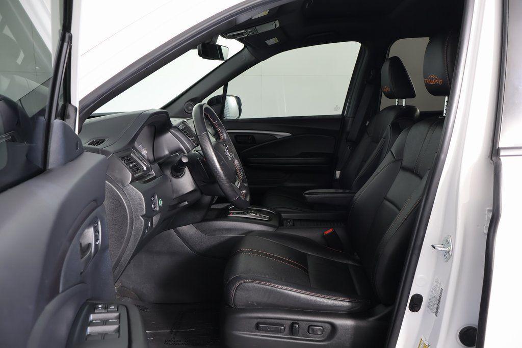 used 2023 Honda Passport car, priced at $32,400