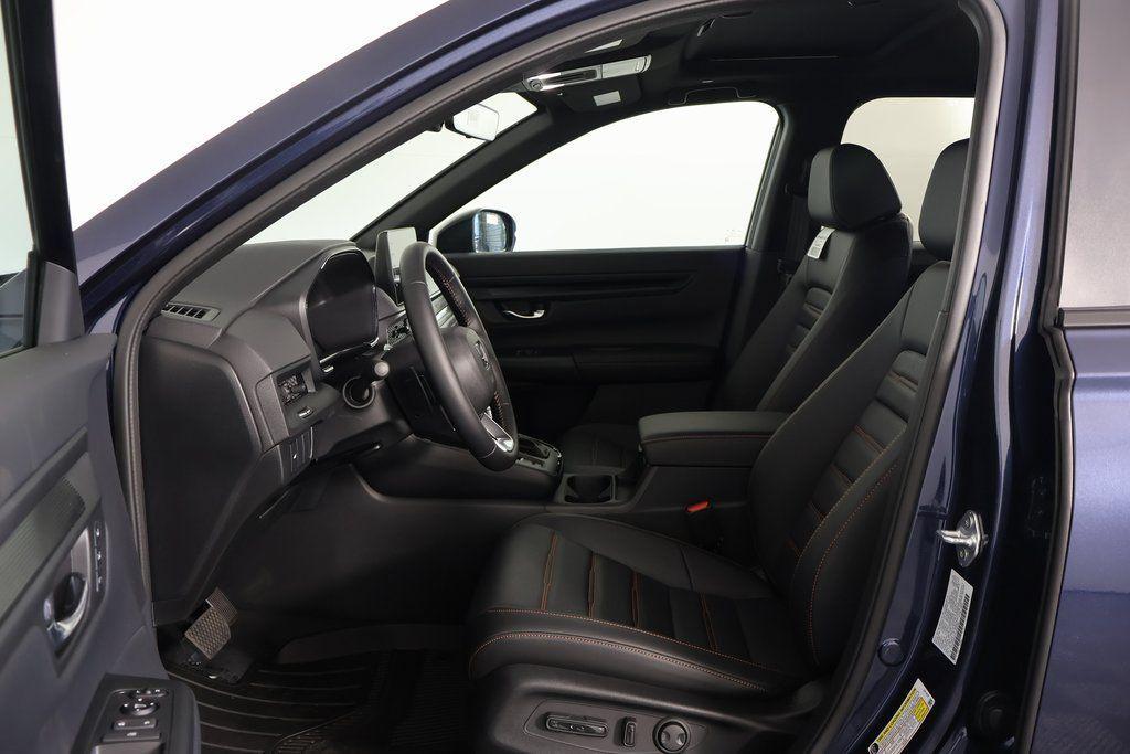 new 2026 Honda CR-V Hybrid car, priced at $41,675