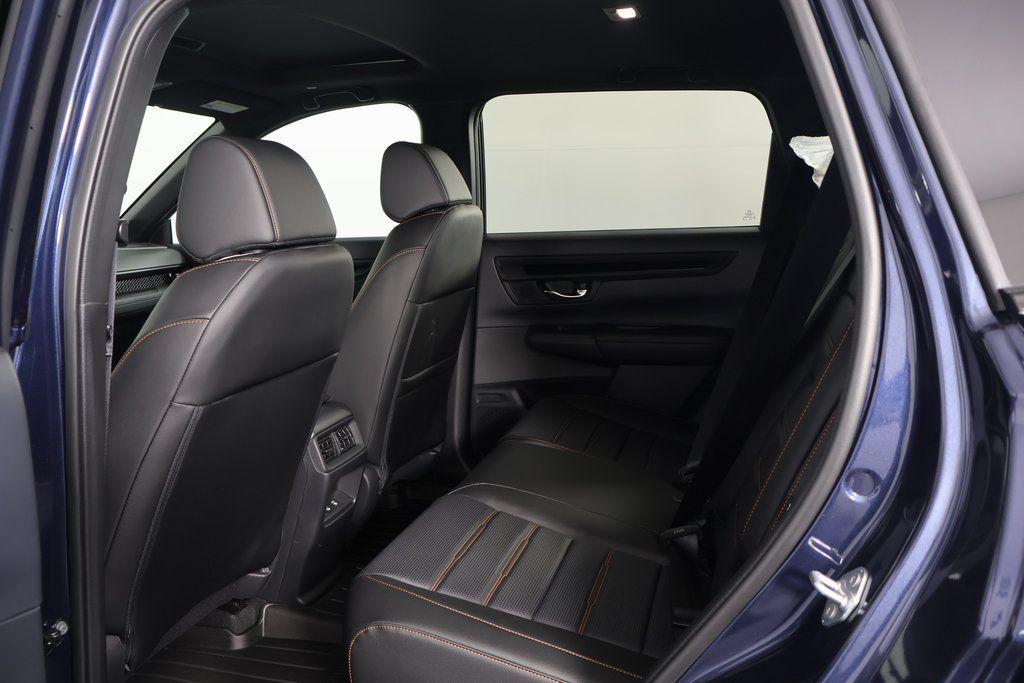new 2026 Honda CR-V Hybrid car, priced at $41,675