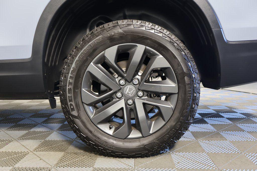 used 2025 Honda Ridgeline car, priced at $33,995