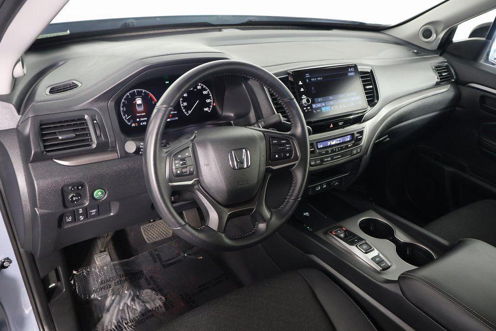 used 2025 Honda Ridgeline car, priced at $33,995