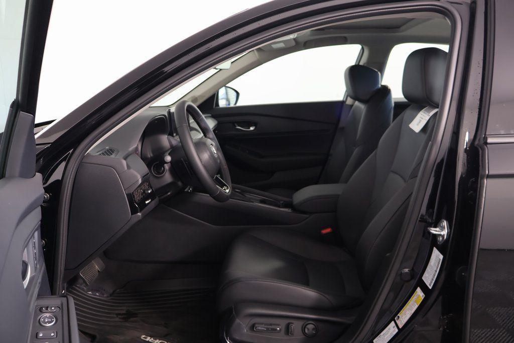 new 2025 Honda Accord Hybrid car, priced at $36,135