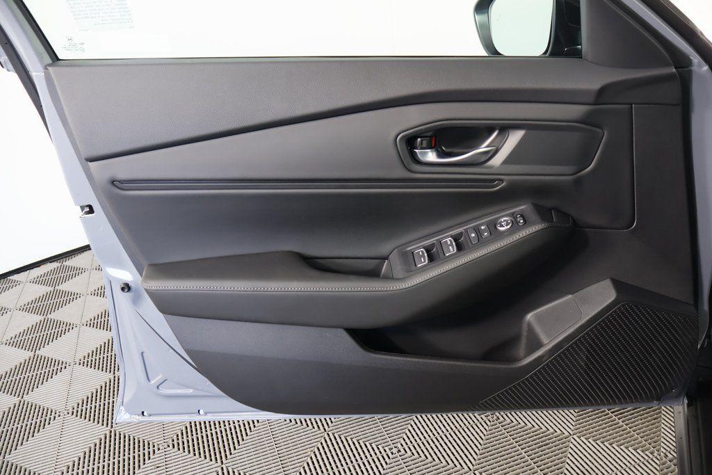 new 2025 Honda Accord Hybrid car, priced at $35,305