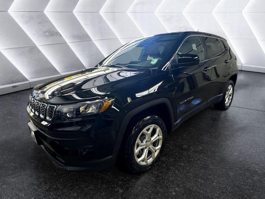 new 2024 Jeep Compass car, priced at $25,023