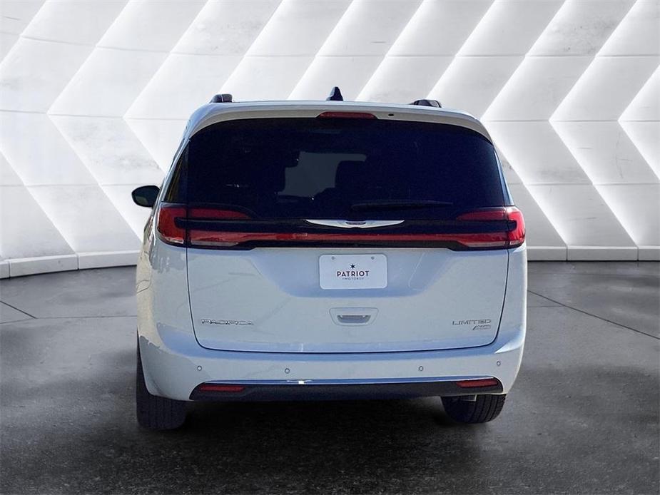 new 2023 Chrysler Pacifica car, priced at $51,518