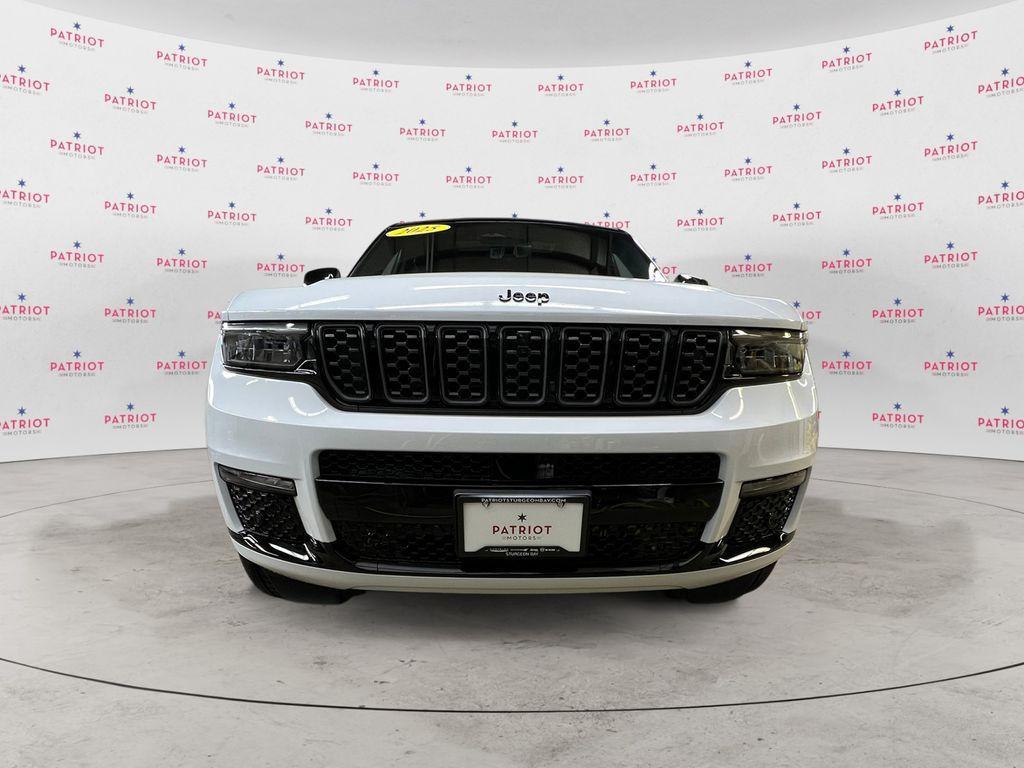 new 2025 Jeep Grand Cherokee L car, priced at $69,956