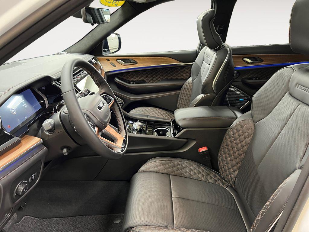 new 2025 Jeep Grand Cherokee L car, priced at $69,956