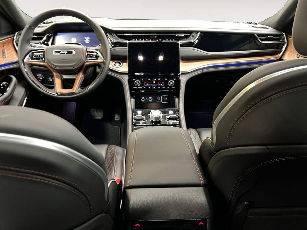 new 2025 Jeep Grand Cherokee L car, priced at $69,956