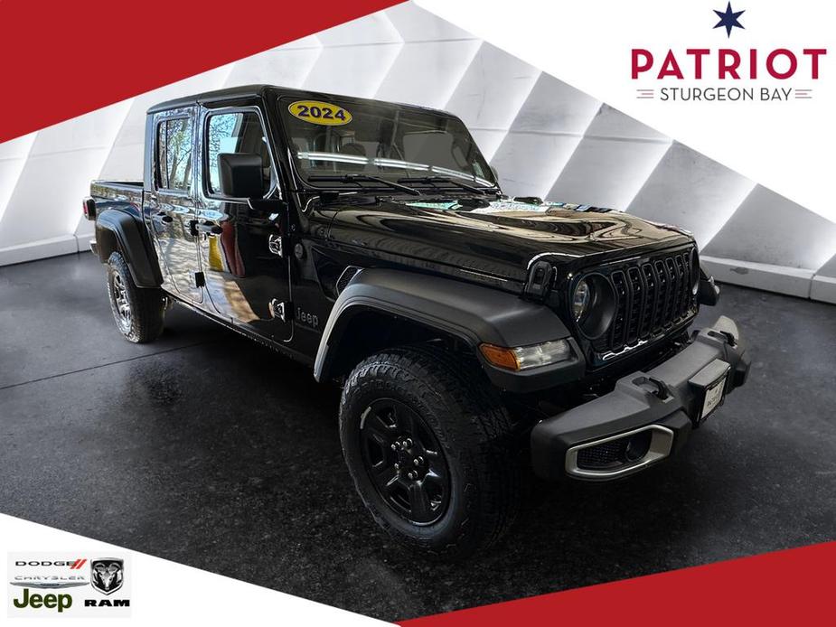 new 2024 Jeep Gladiator car, priced at $38,712