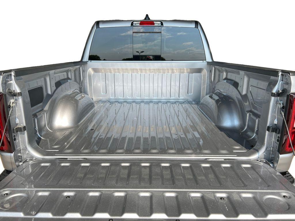 new 2025 Ram 1500 car, priced at $46,635