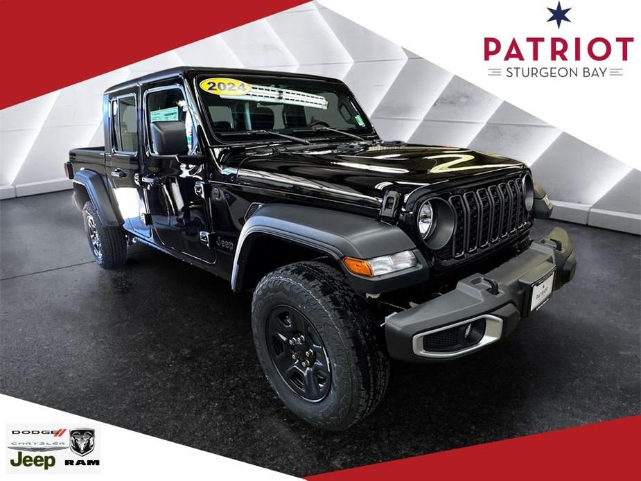 new 2024 Jeep Gladiator car, priced at $43,003