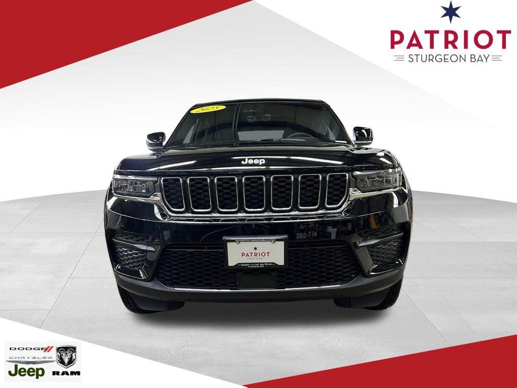 new 2025 Jeep Grand Cherokee car, priced at $39,632