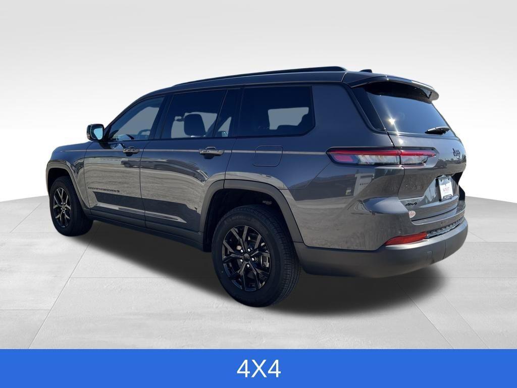 used 2024 Jeep Grand Cherokee L car, priced at $32,000
