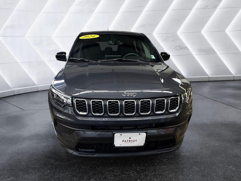 new 2024 Jeep Compass car, priced at $26,998