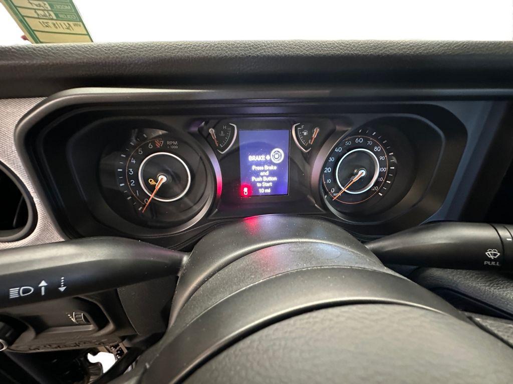 new 2024 Jeep Gladiator car, priced at $43,047