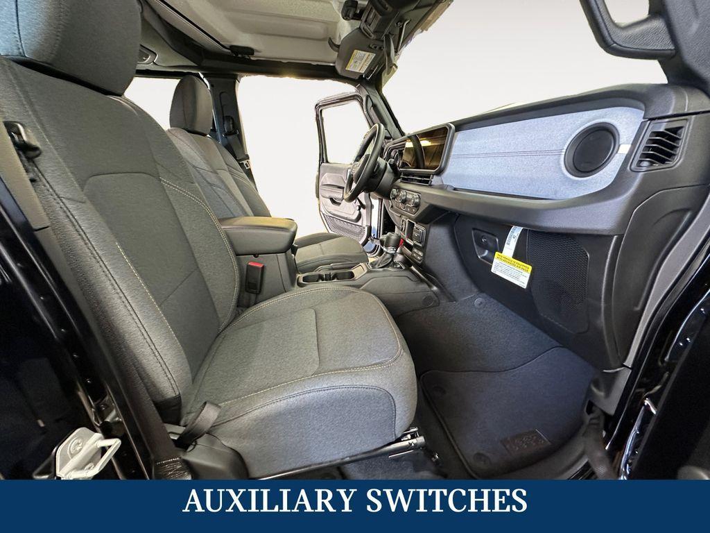 new 2024 Jeep Gladiator car, priced at $41,489