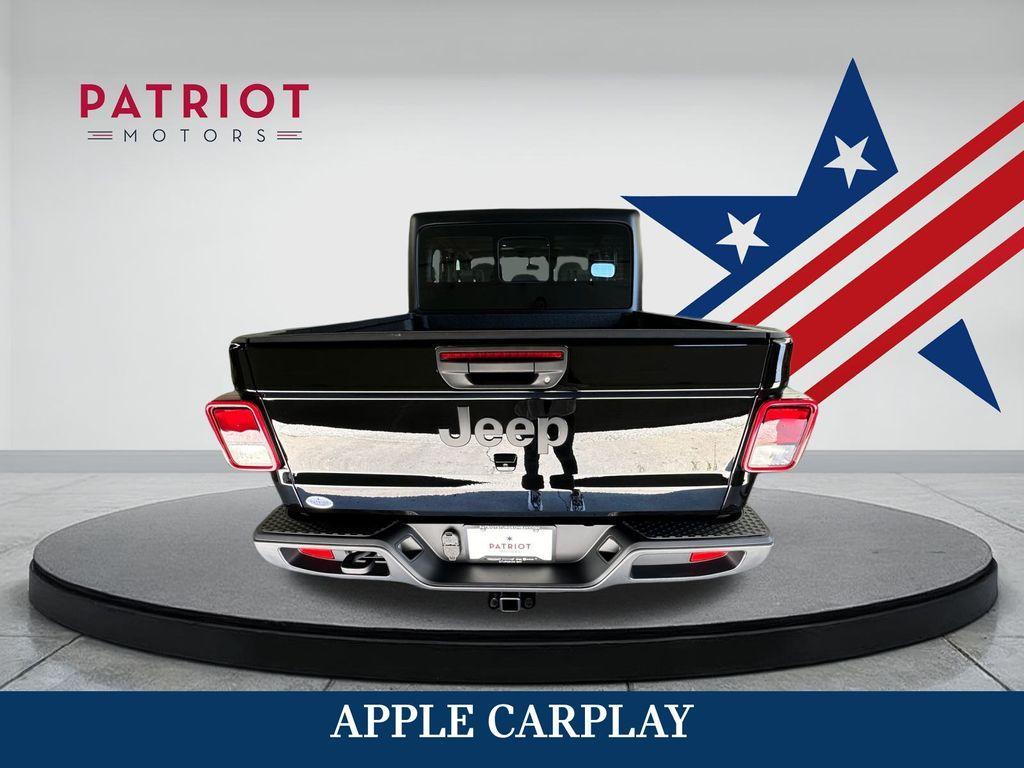 new 2024 Jeep Gladiator car, priced at $35,898