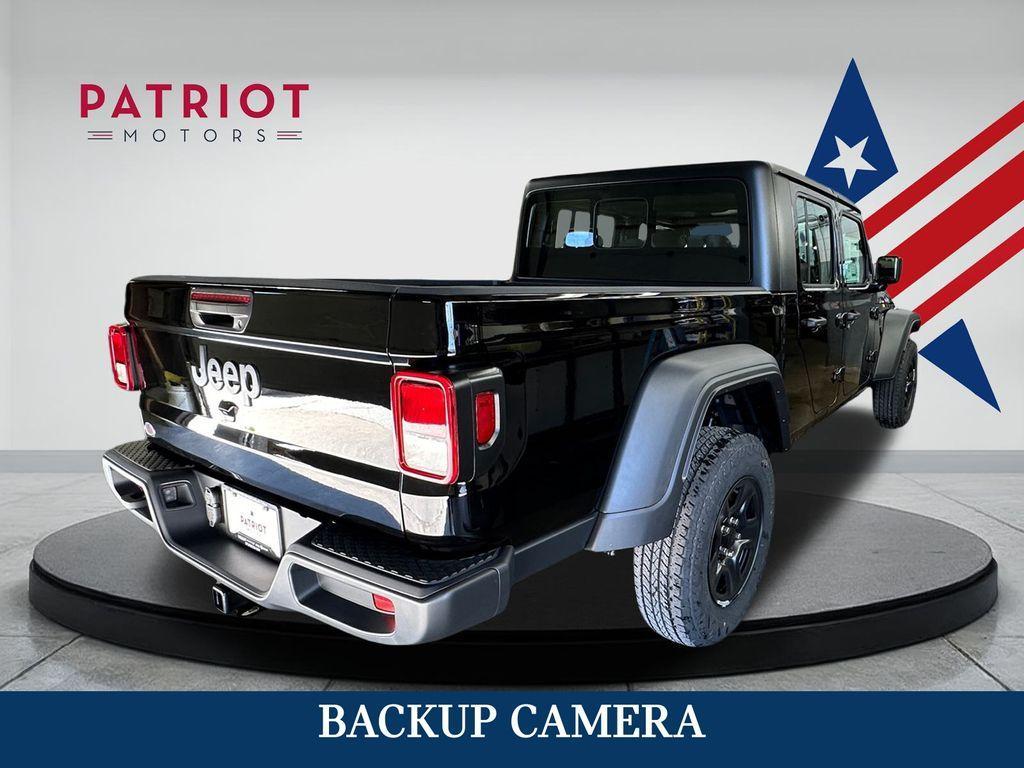new 2024 Jeep Gladiator car, priced at $35,898