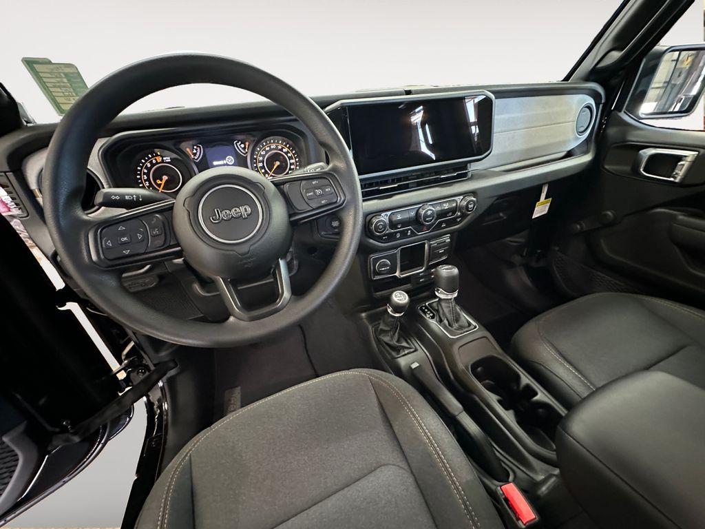 new 2024 Jeep Gladiator car, priced at $43,047